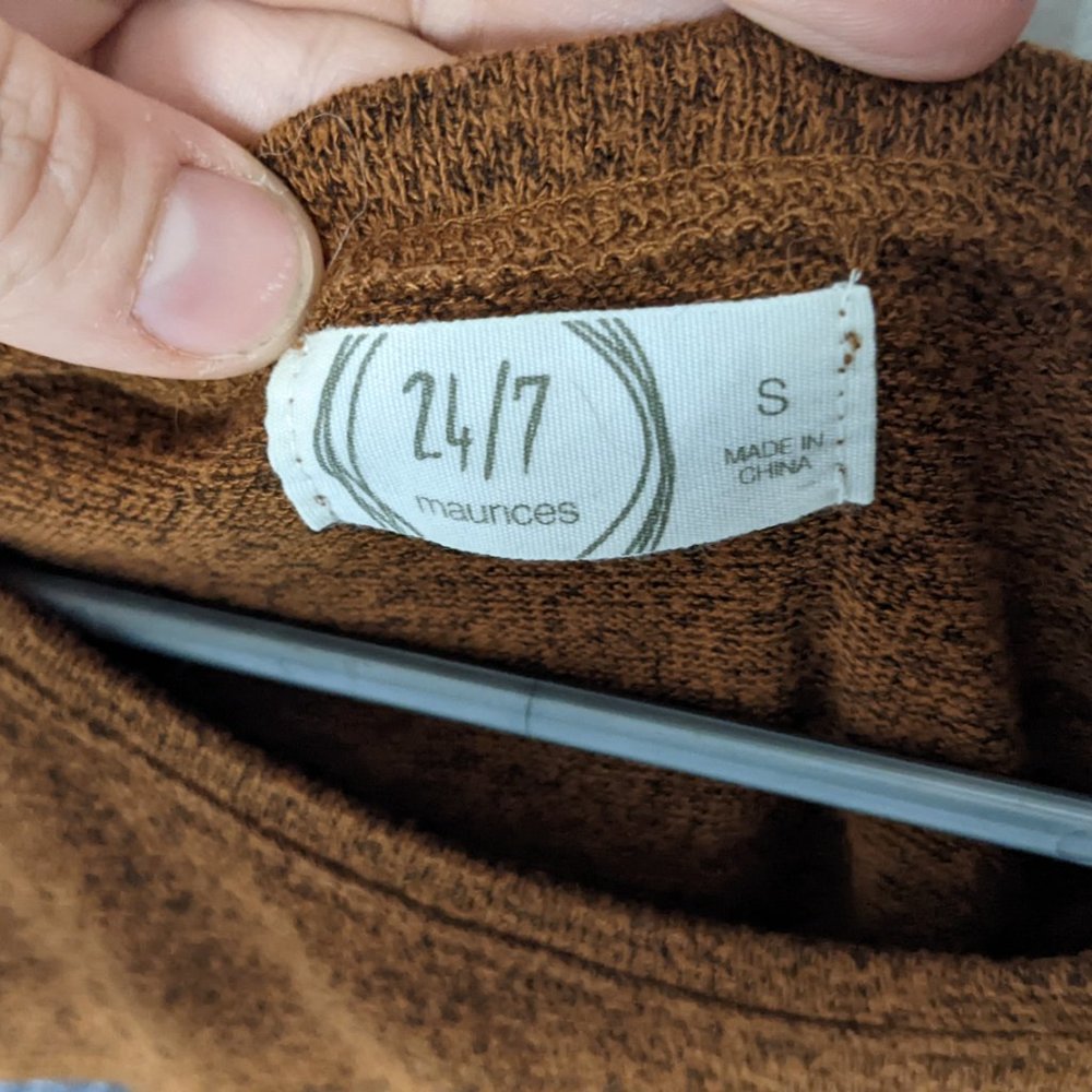 Maurice's Color Block Sweater - Picture 4 of 7